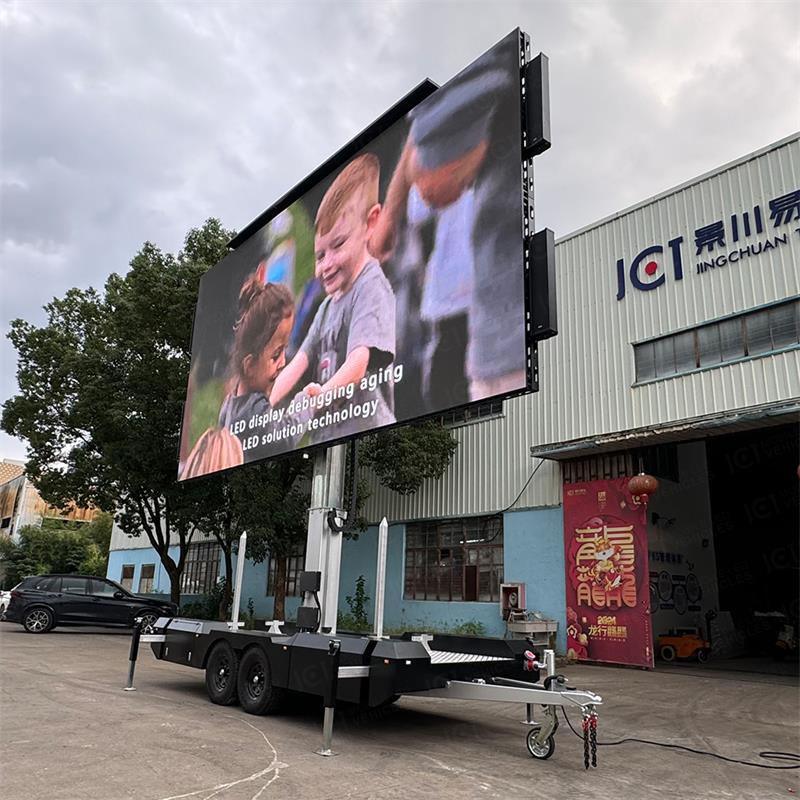 32sqm led screen trailer-7