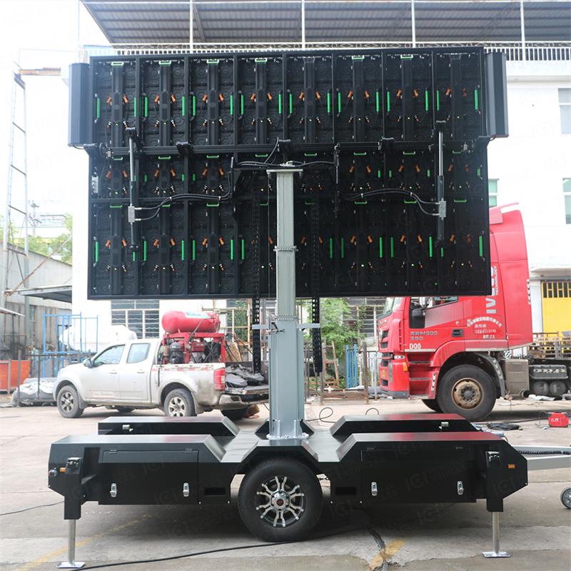 Outdoor mobile LED screen trailer-3